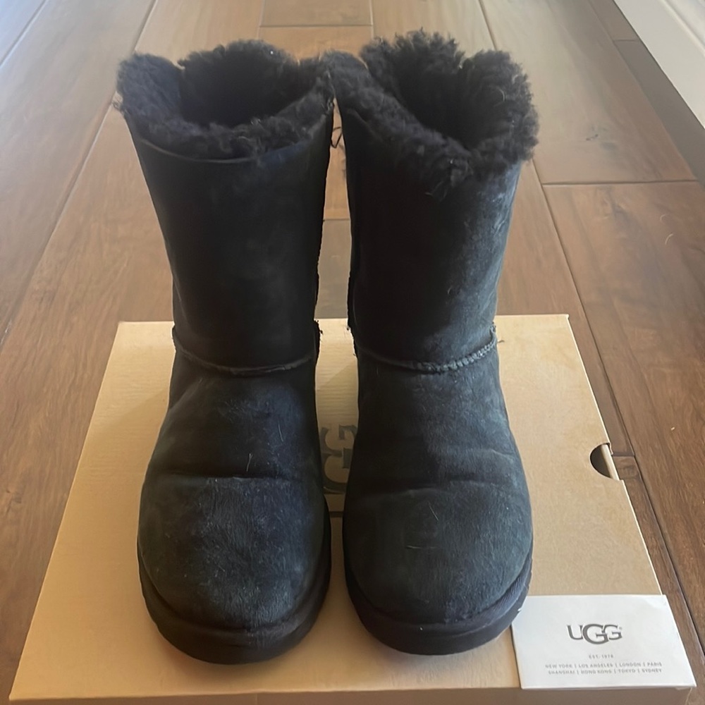Ugg Bailey Bow II